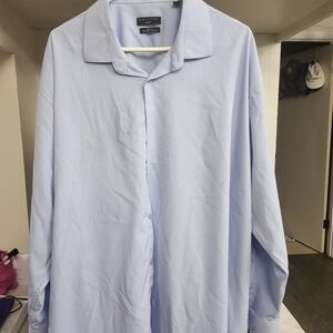 Elegant Men's Light Blue Dress Shirt